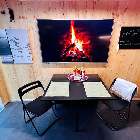 Tiny House Baraczek Brno-Jundrov, Ulice Veslarska Apartment Bagian luar foto