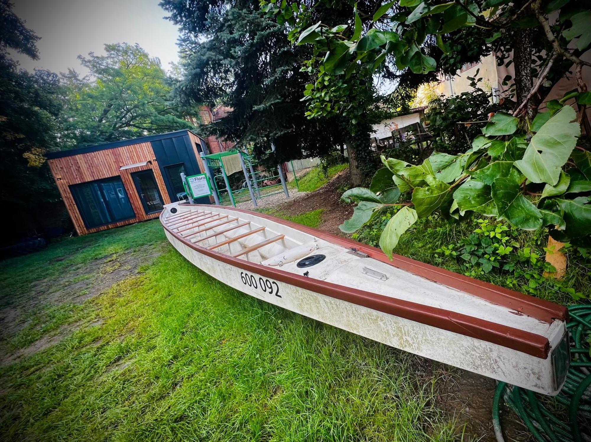 Tiny House Baraczek Brno-Jundrov, Ulice Veslarska Apartment Bagian luar foto